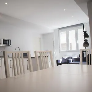 Plaza B - Local Rentss Apartamento San Sebastián