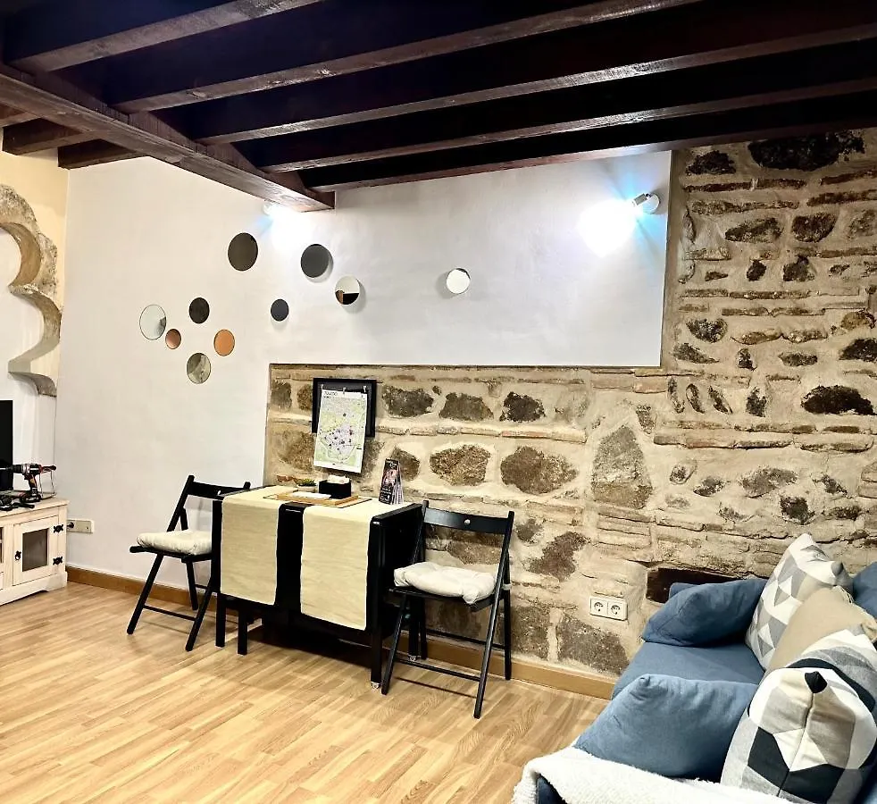 Apart. Entrepatios Toledo 0*,  Spain